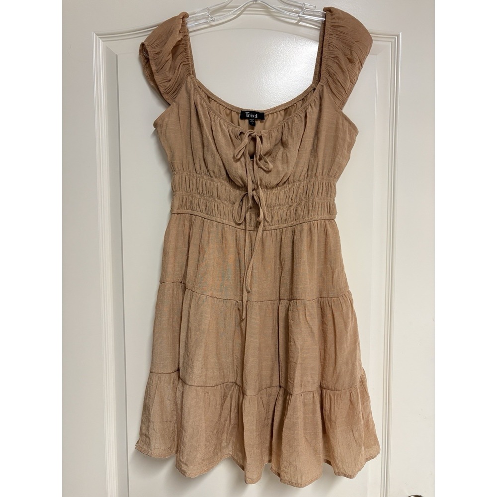 Trixxi Mini Dress Sz L Tan Ruffled Tiers Short Sleeve Flirty Coquette Y2k Party - Picture 14 of 14